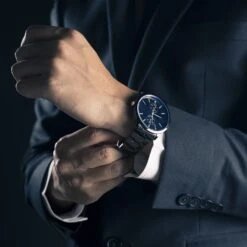 Klagenfurt Uhrenbeweger 12 Uhren 11 Klagenfurt Uhrenbeweger 12 Uhren -KLarstein Verkaufsgeschäft 10029403 yy 0002 logo